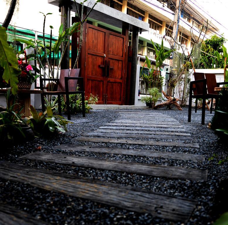 Hotel Nawa Saraan Chiang Mai Esterno foto